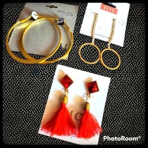 Vtg Lot of 3 Pairs Jumbo Huggies Red Tassel Holiday Dangle